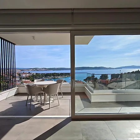 Bellagio Penthouse Lägenhet Trogir