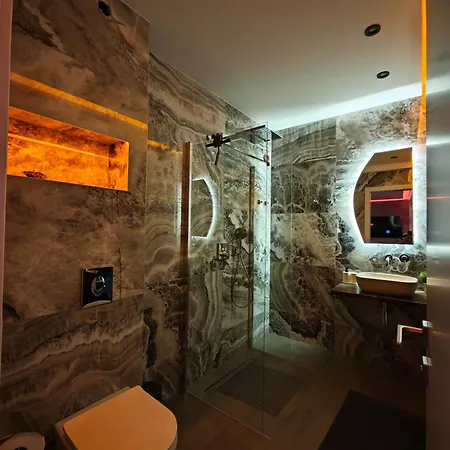 Bellagio Penthouse * Τρογκίρ